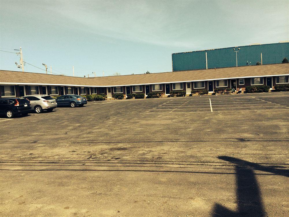 Motel Plaza Peabody